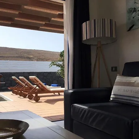 Villa Miramar A5 Heated Pool Wifi Air Conditioning Beautiful Views Playa Blanca (Lanzarote)