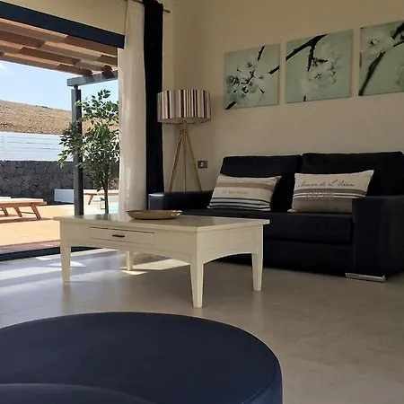 Βίλα Miramar A5 Heated Pool Wifi Air Conditioning Beautiful Views *